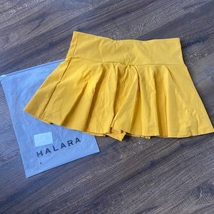 NWT HALARA Skort